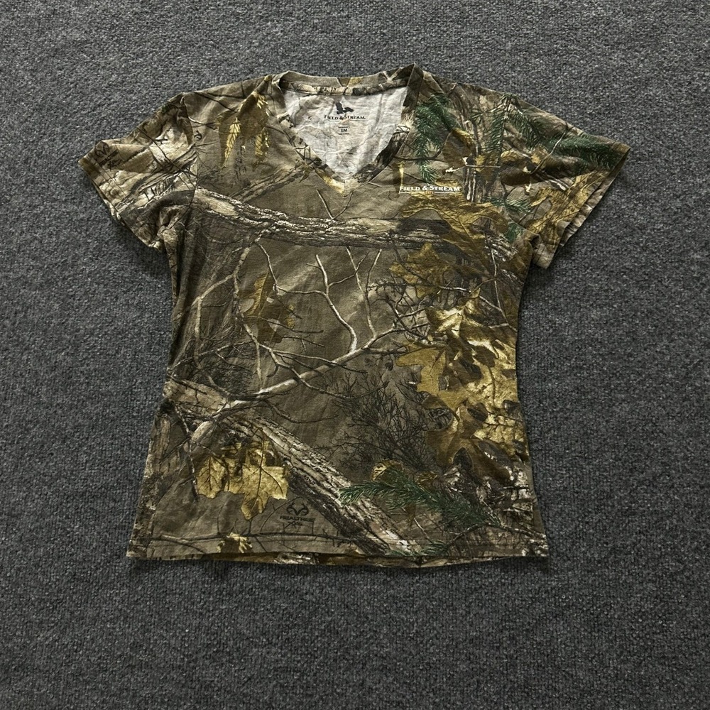 Field & Stream T-Shirt Womens Size SM Realtree Camo V-Neck Short Sleeve Outdoor